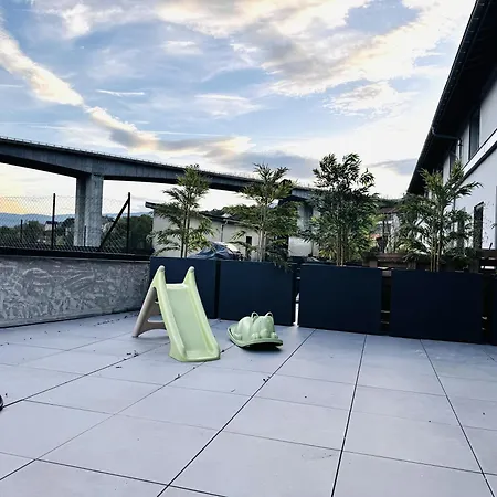 Apartman Le Terracotta Cocon Moderne A 2 Pas De La Gare Ligne Directe Geneve-lyon-paris Bellegarde-sur-Valserine